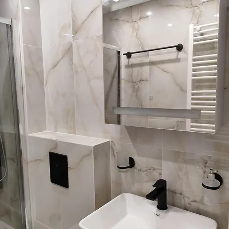 St Luxury Urban Living *