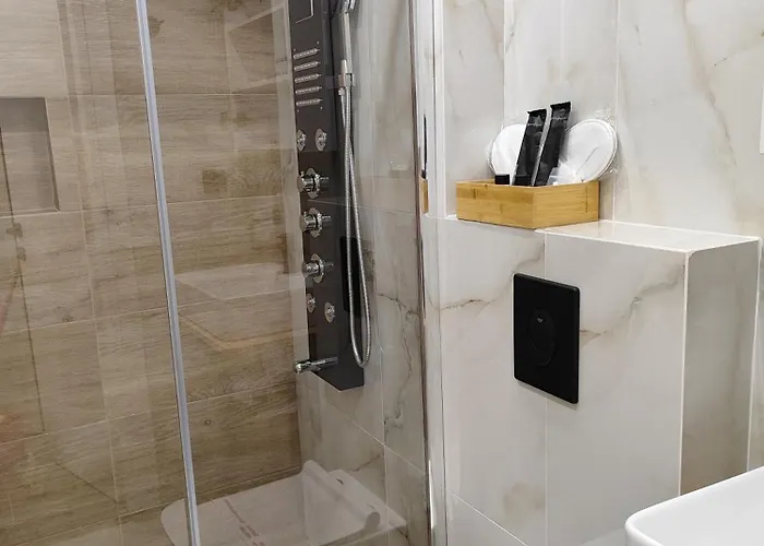 아파트 St Luxury Urban Living 세레스